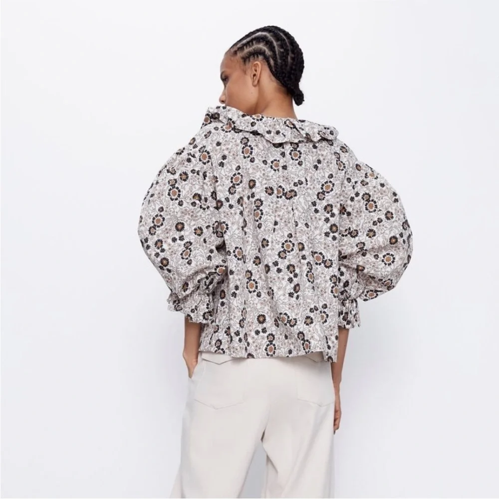 Zara button down ruffled cotton shirt. - Picture 5 of 15